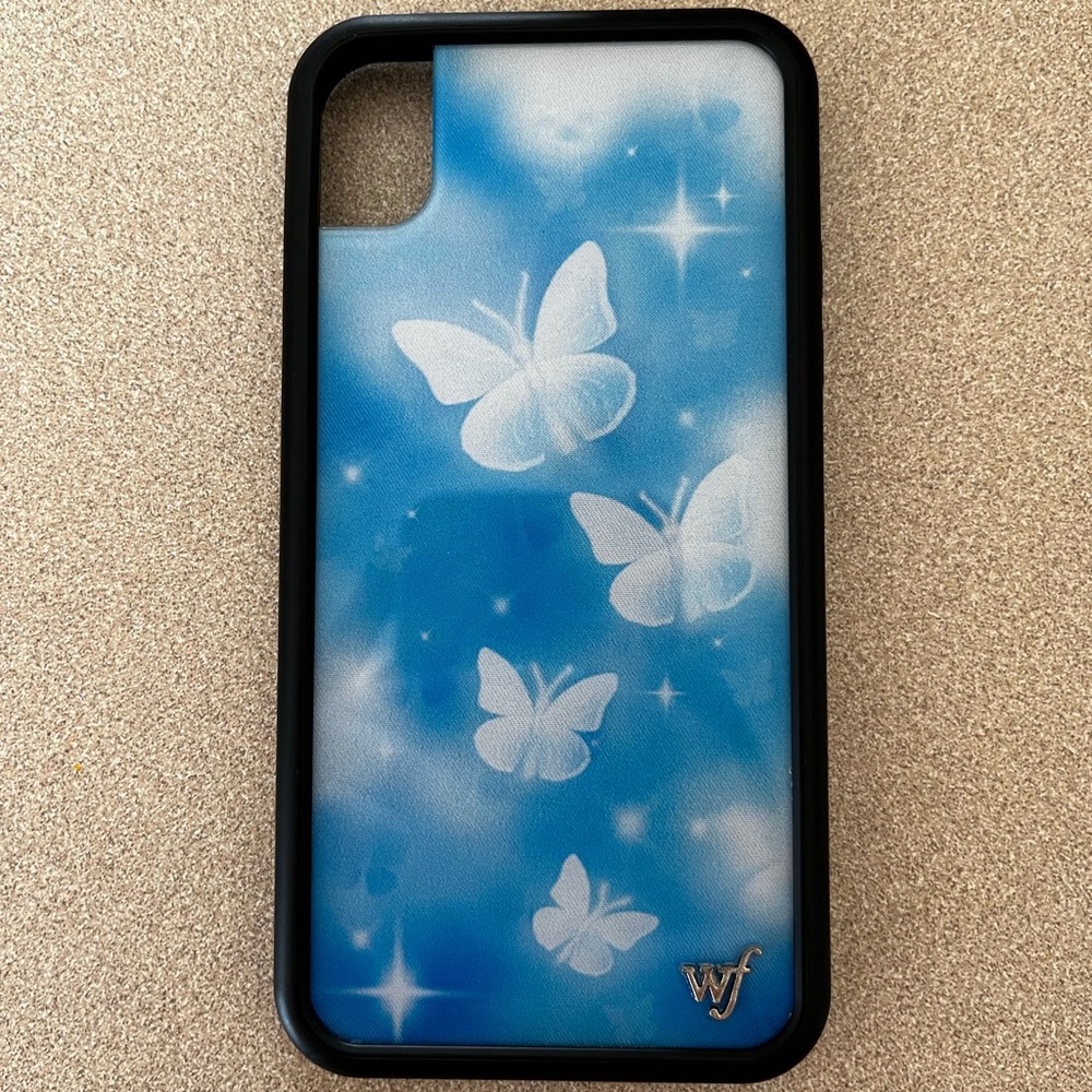 Wall flower case